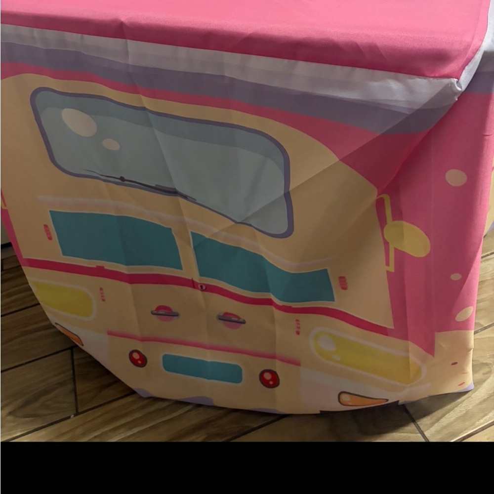 Ice cream truck with ice cream cones and sprinkles table cloth rectangle - Picture 6 of 7